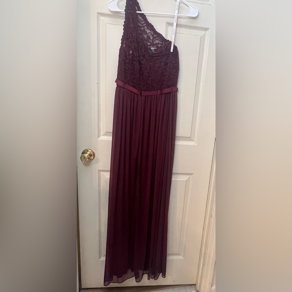 Maroon one shoulder bridesmaid dress David’s bridal size 6